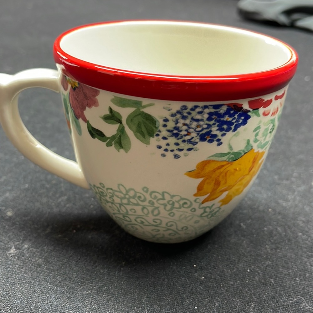The Pioneer Woman Country Garden Coffee Mug w/ Red Trim